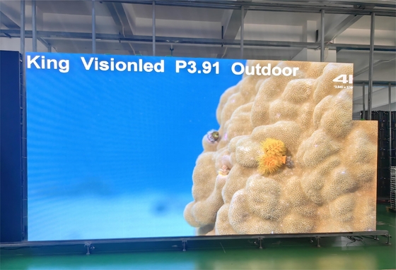 Tablero de publicidad al aire libre a todo color de pantalla de la pantalla LED P3.91 500*1000 milímetro
