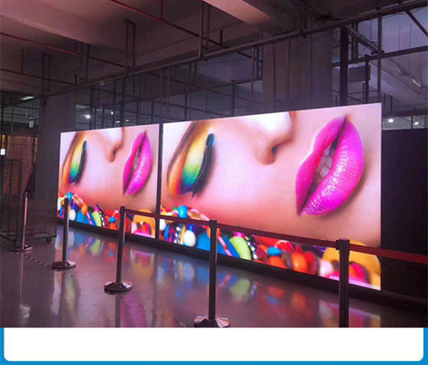 los paneles de exhibición llevados a todo color de alquiler interiores de 500x500m m P3.9 P4.8 2880hz a 3840hz